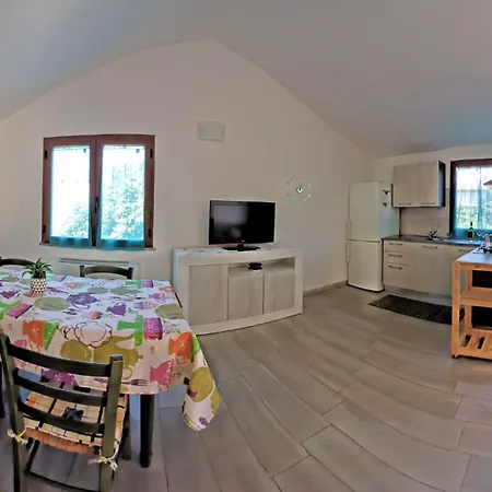 Nuovo Ampia Veranda Free Wi-fi Apartment Càbras